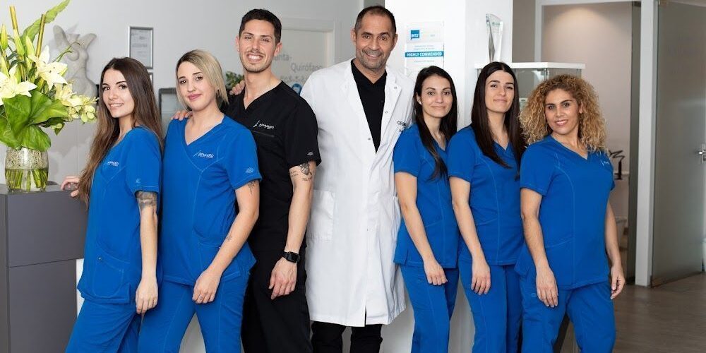 cirumed-clinic-9027ba3 Equipo profesional de Cirumed Clinic en Marbella - España, especializado en cirugía estética.